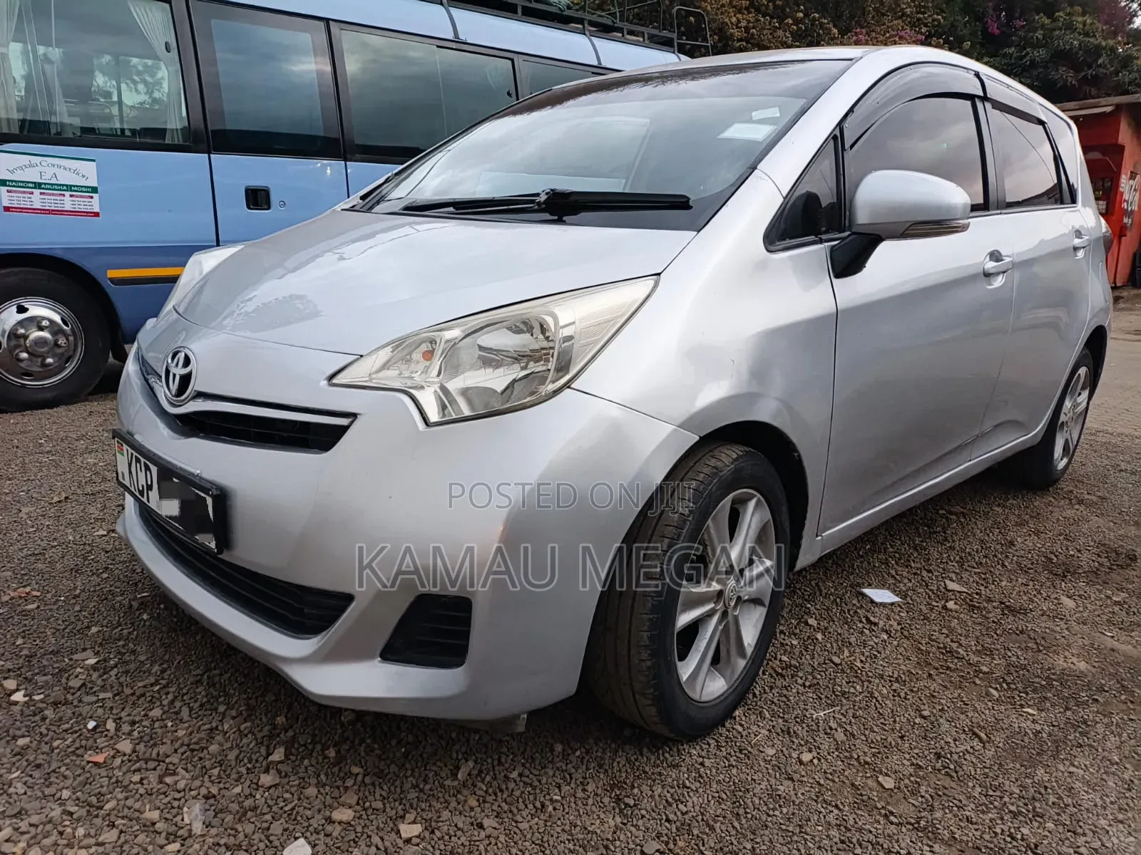 Toyota Ractis 2011 Gray