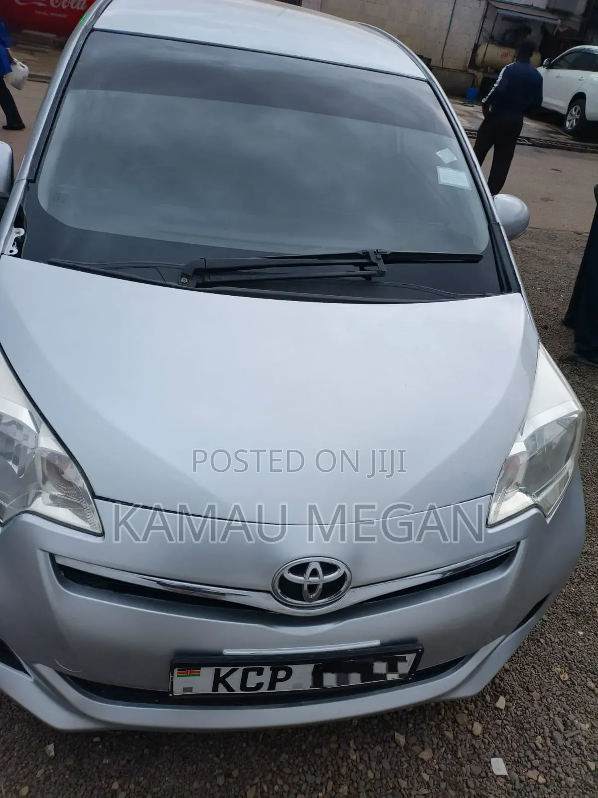 Toyota Ractis 2011 Gray