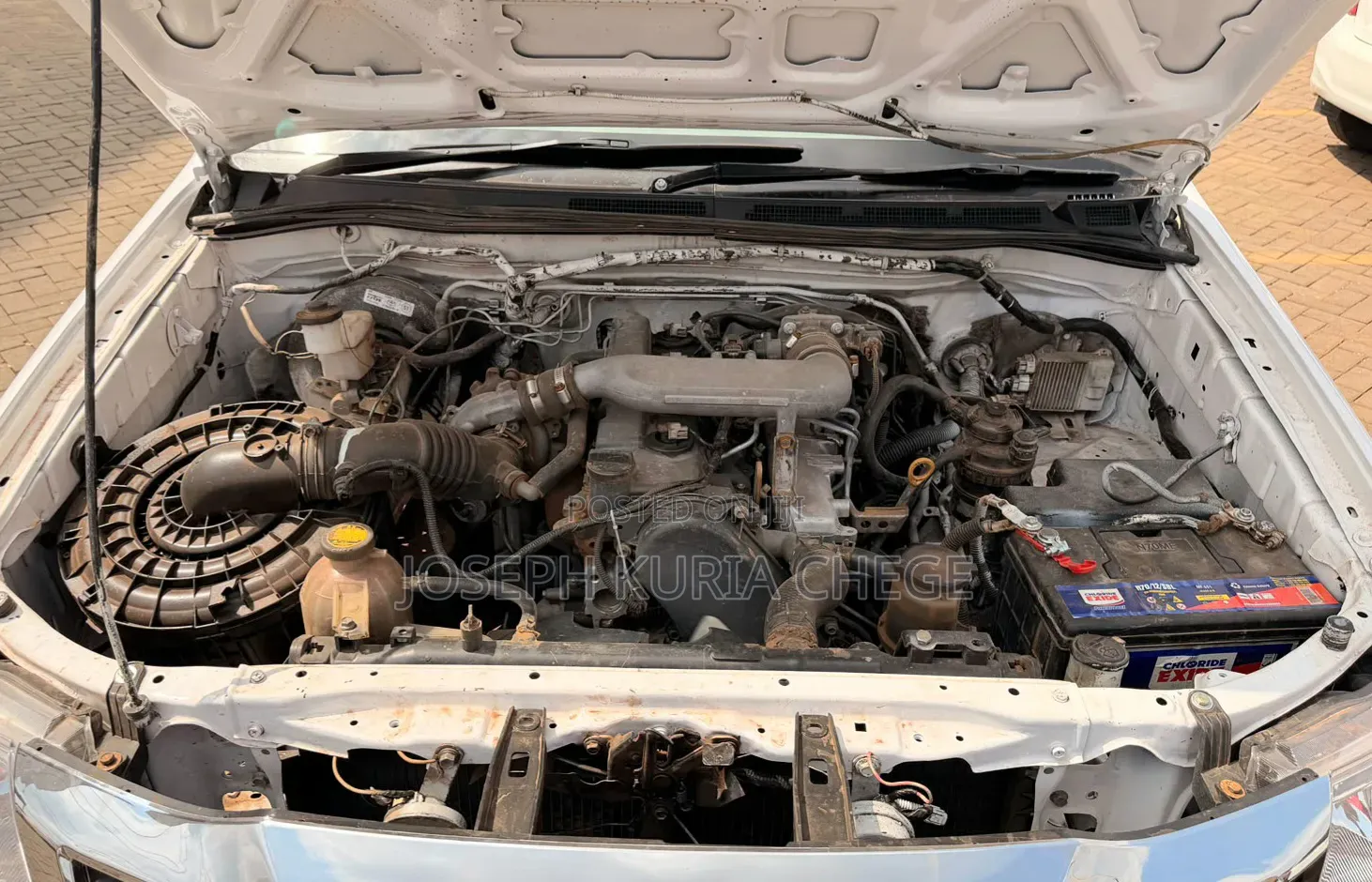 Toyota Hilux 2006 White