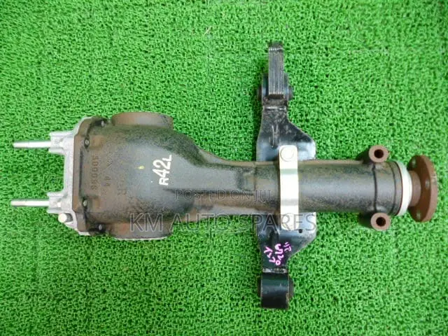 Toyota Fielder Rear Differential (Diff).