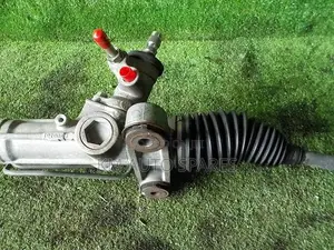 Toyota Ipsum Steering Rack.