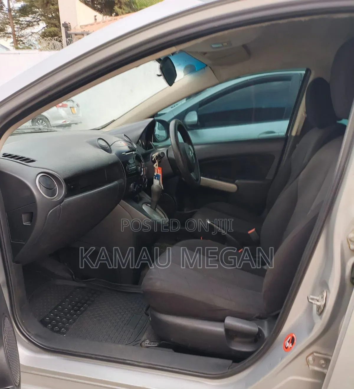 Mazda Demio 2012 Silver