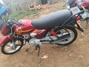 TVS HLX Plus ES 2026 Red