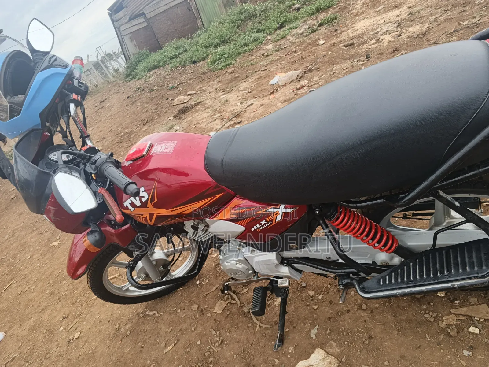 TVS HLX Plus ES 2026 Red