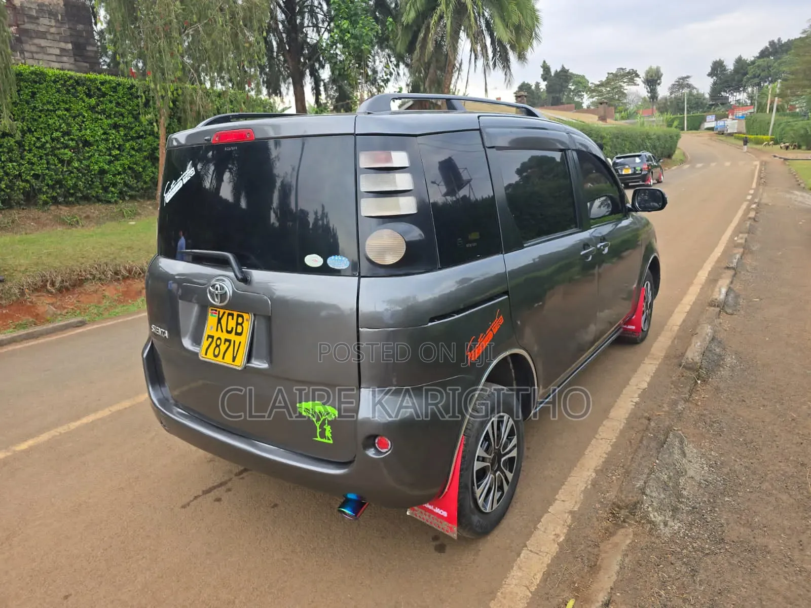 Toyota Sienta 1.5 FWD 2009 Gray