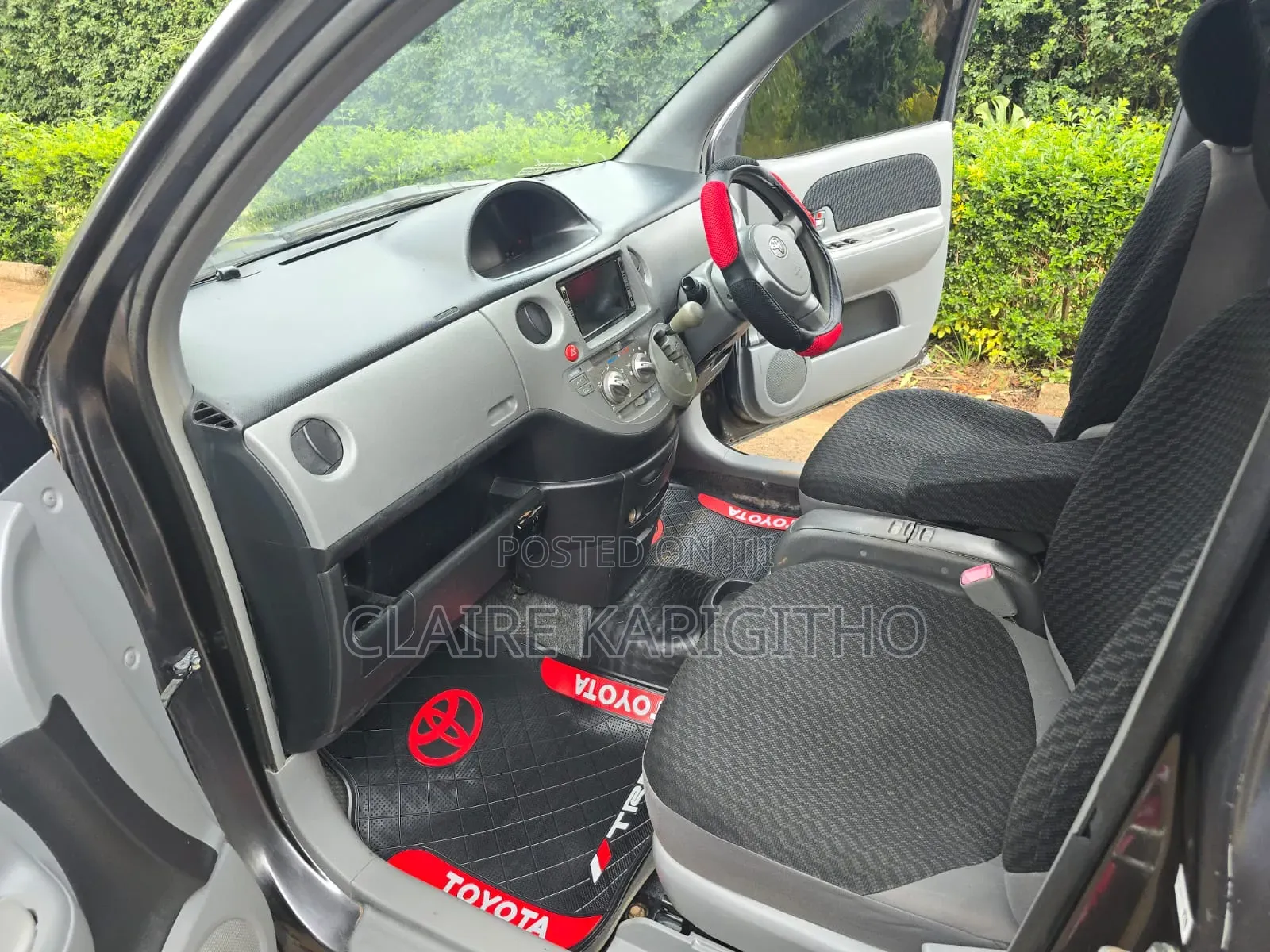 Toyota Sienta 1.5 FWD 2009 Gray