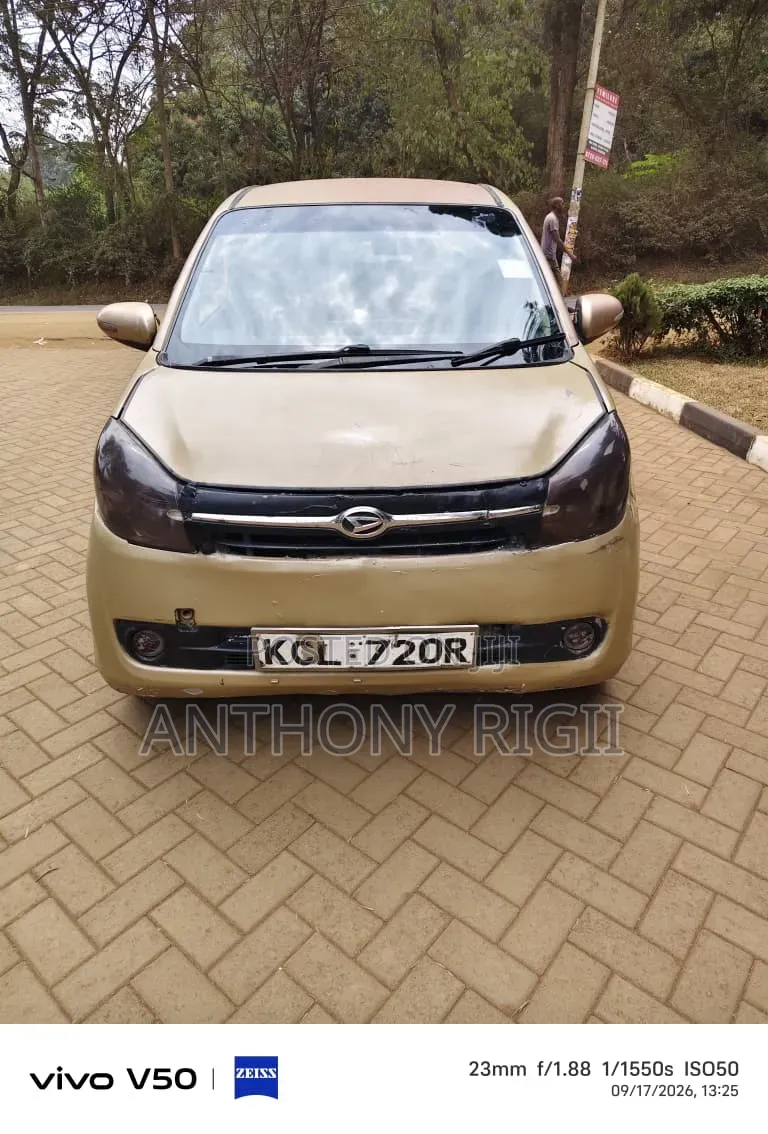 Daihatsu Mira 2011 Gold