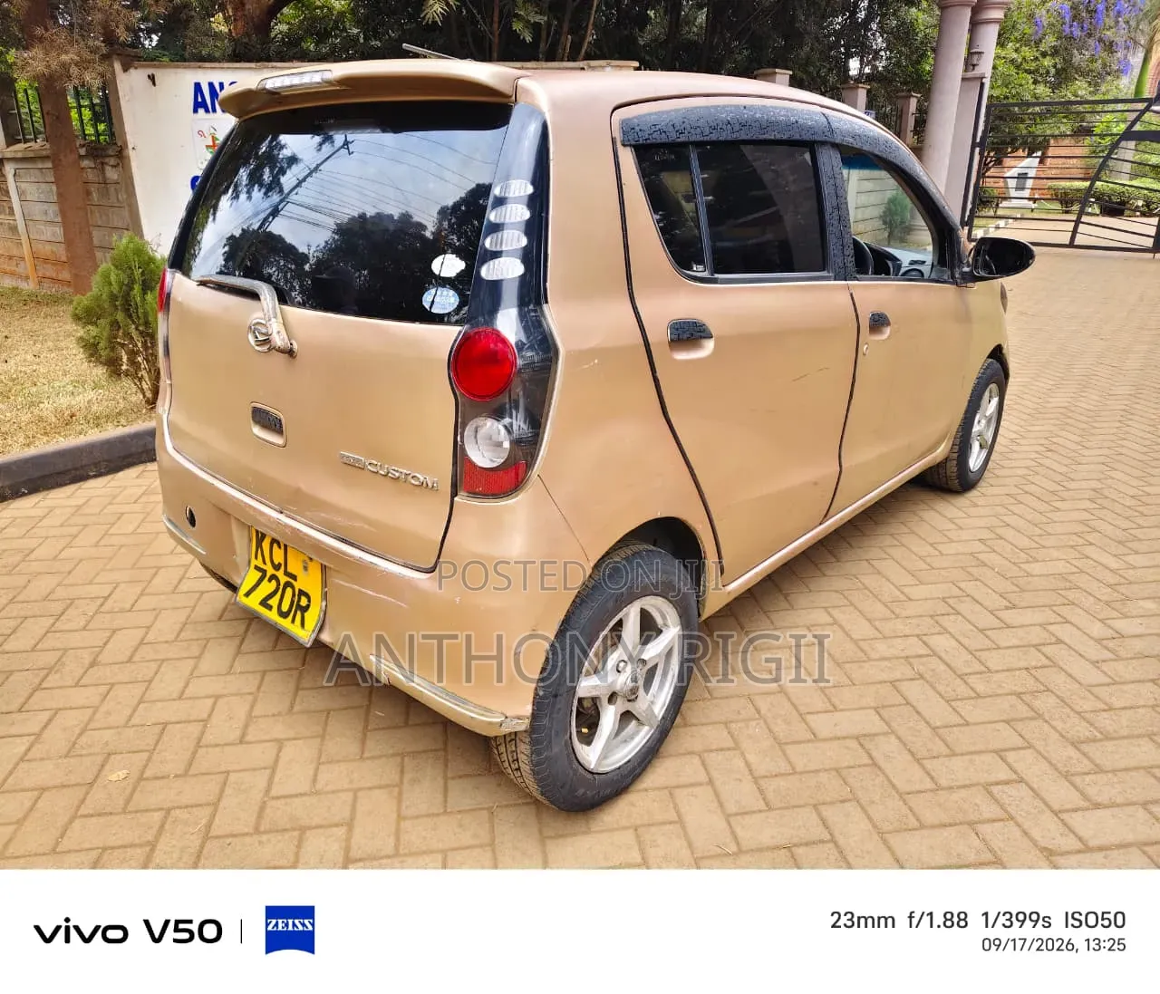 Daihatsu Mira 2011 Gold
