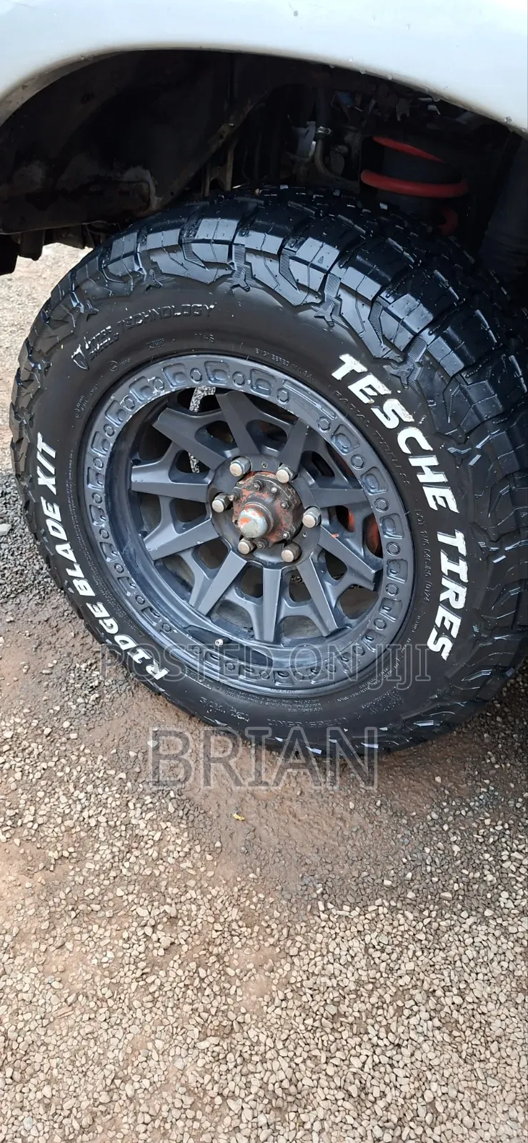 Toyota Land Cruiser 1995 Green