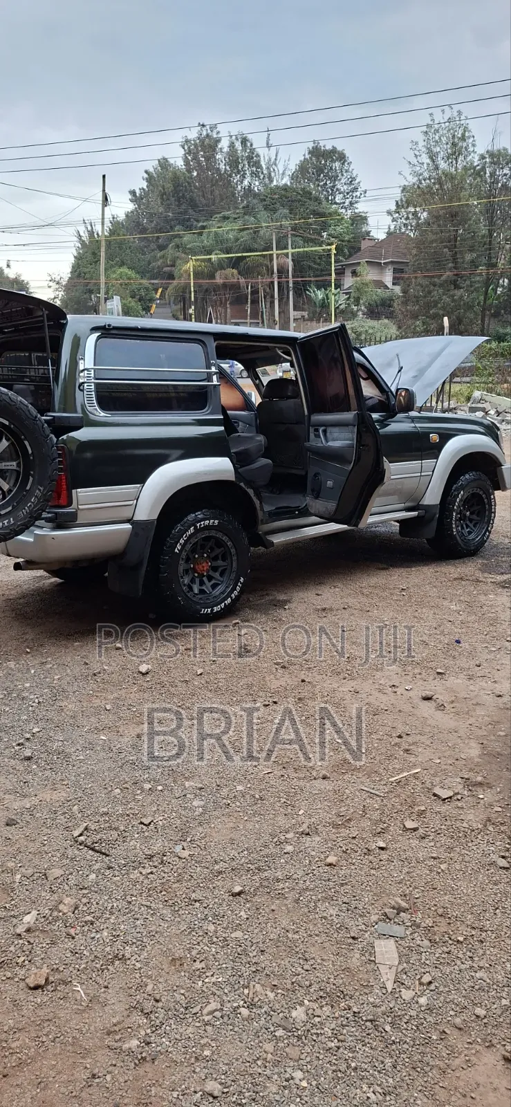 Toyota Land Cruiser 1995 Green