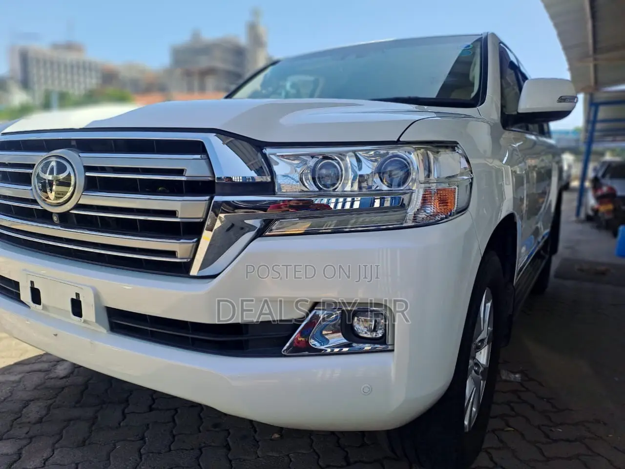Toyota Land Cruiser 4.6 V8 AX G Selection 2017 White