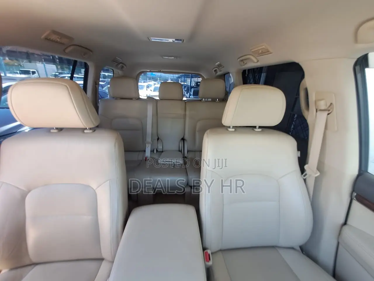 Toyota Land Cruiser 4.6 V8 AX G Selection 2017 White