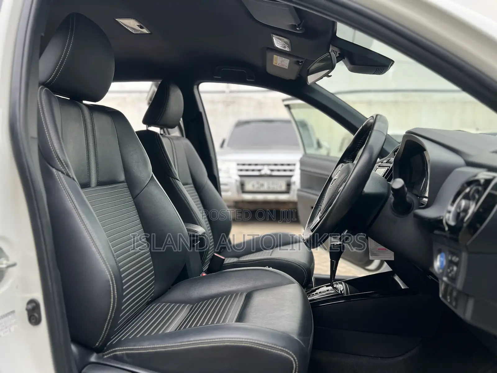 Toyota Corolla Fielder 1.5 Hybrid FWD 2019 White