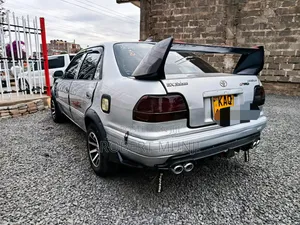Toyota Corolla 2000