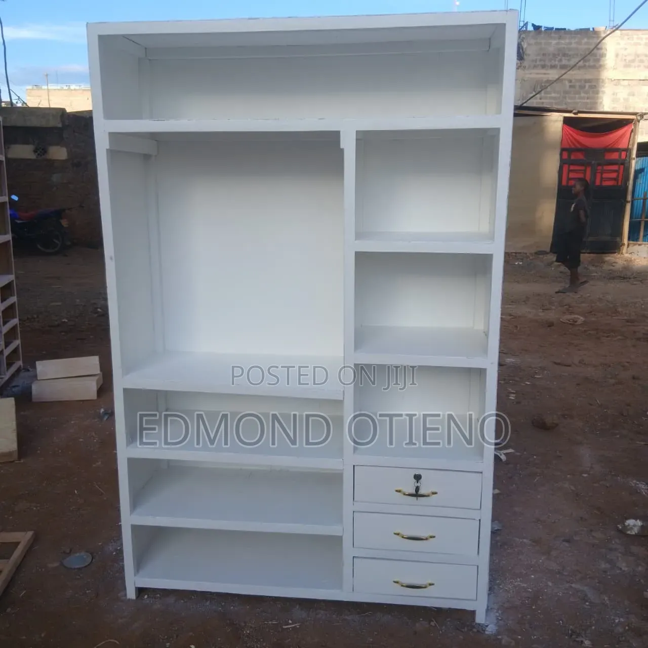 4×6 Open Closet With Hanger Rod and 3 Draws