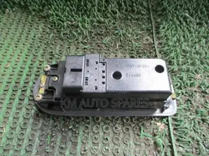 Toyota Hiace Main Power Window Switch