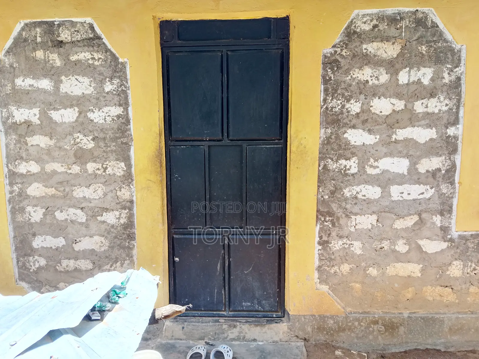 Furnished 2bdrm House in Kibaoni, Tiwi for sale