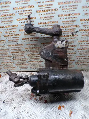 Mitsubishi L200 Steering Box