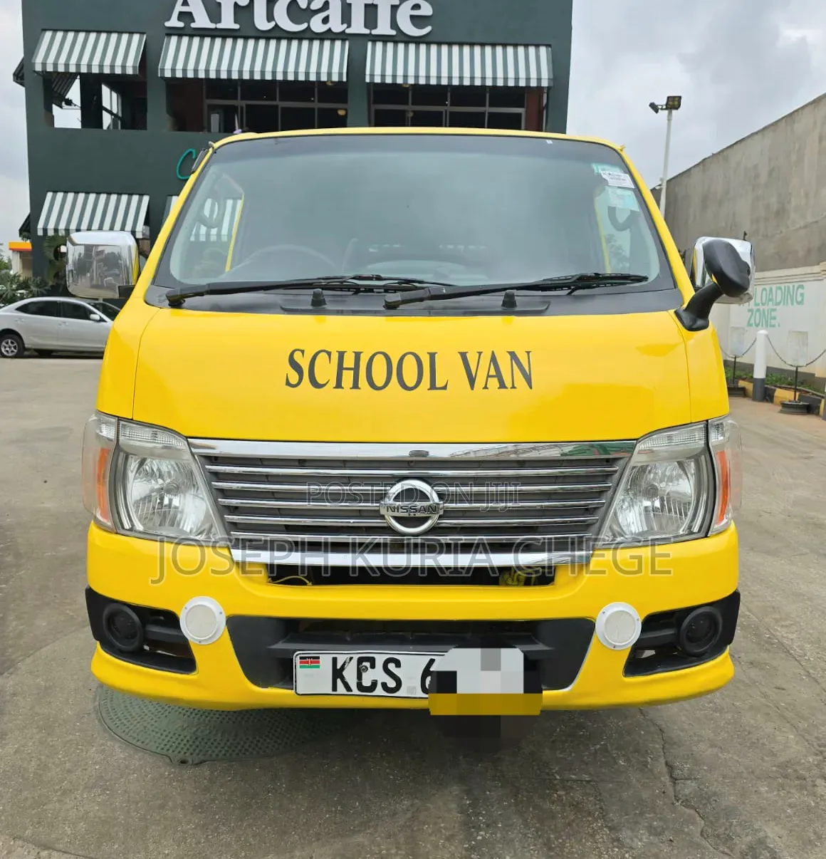 Nissan Caravan (Urvan) 2012 Yellow