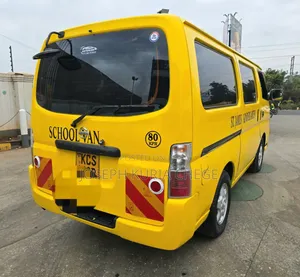 Nissan Caravan (Urvan) 2012 Yellow