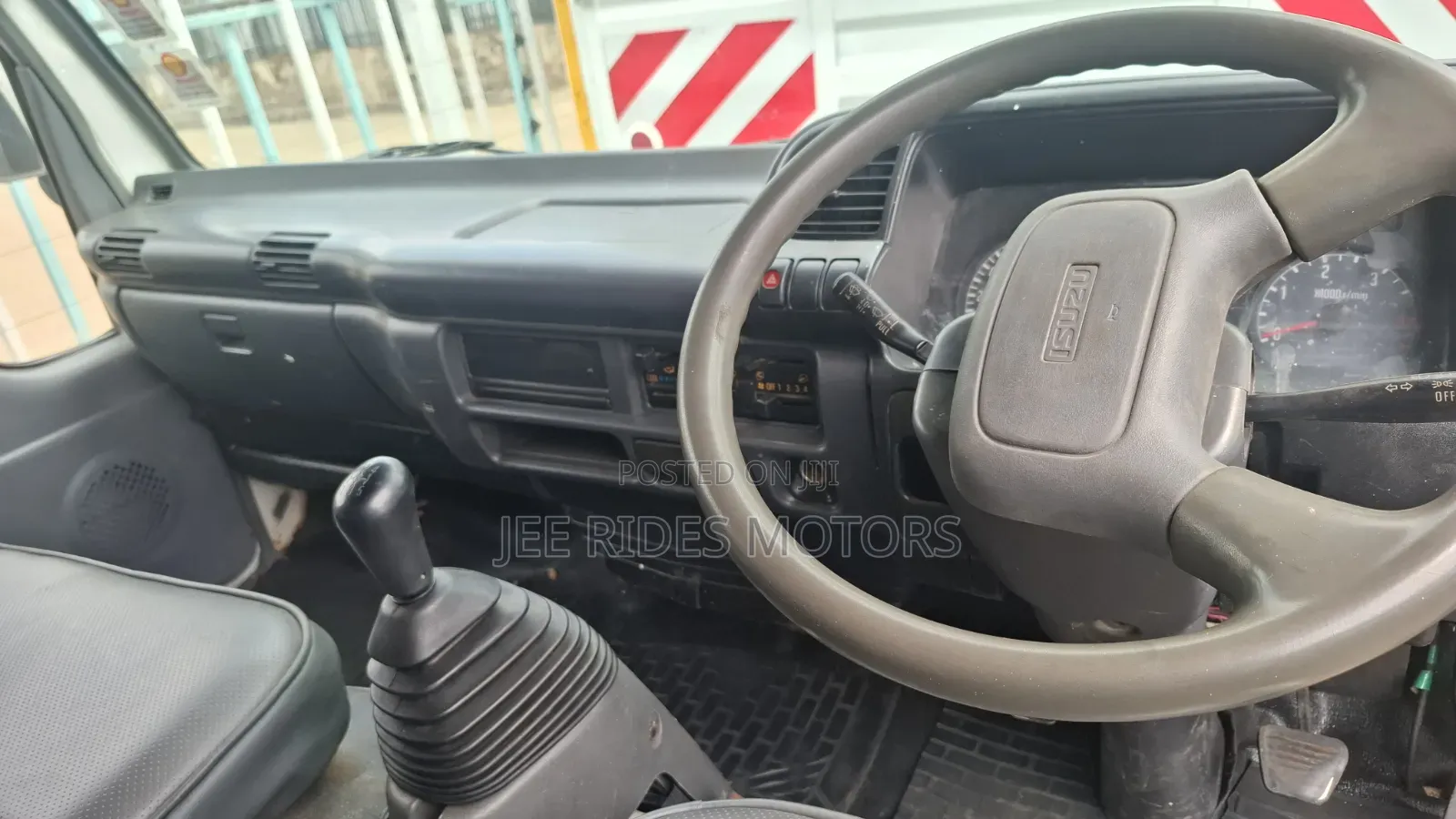 Isuzu NPR Local 2017