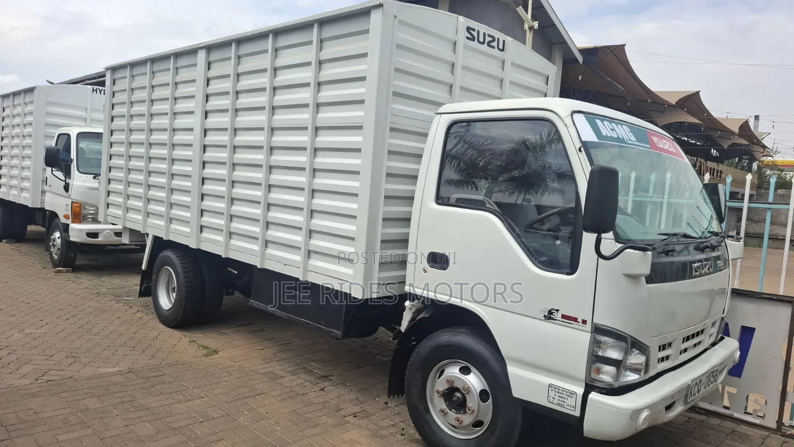 Isuzu NPR Local 2017