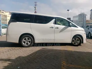 Toyota Vellfire 2.5 Z 2018 White