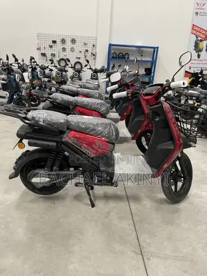 New Runner F100 - 6A 2026 Red
