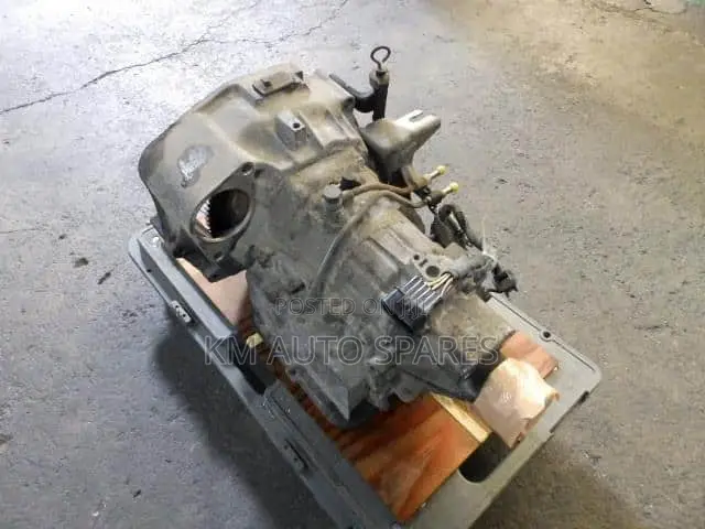 Mitsubishi 3g83 Gearbox for Mitsubishi Minicab.