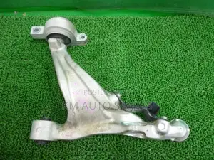 Nissan Front Lower Control Arms for Nissan Teana, Fuga, Skyline.