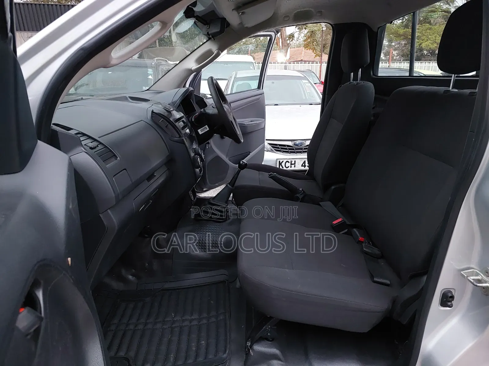 Isuzu D-MAX 2021 Silver