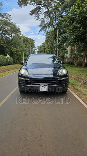 Porsche Cayenne 2011 Black
