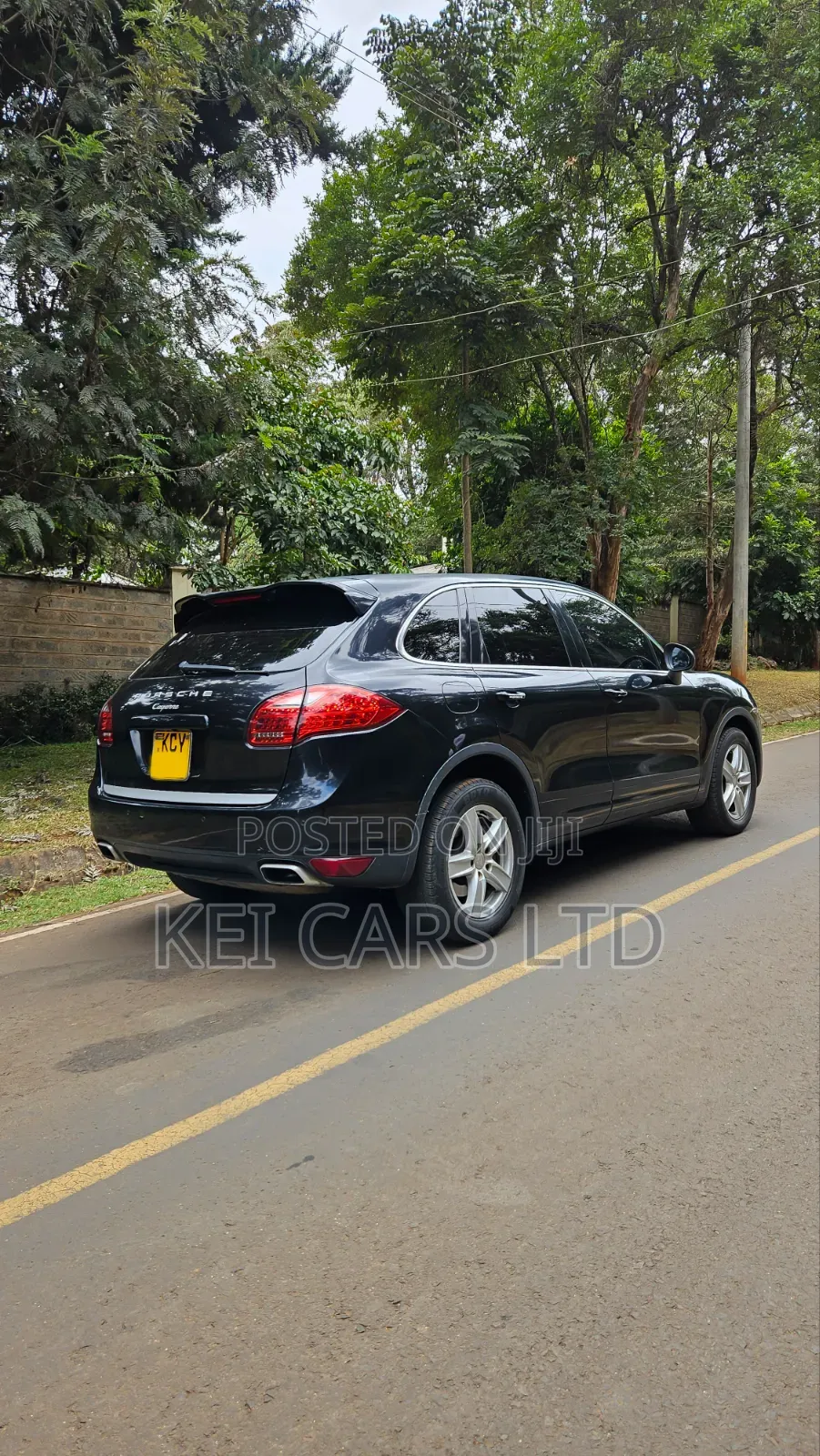 Porsche Cayenne 2011 Black