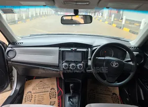 Toyota Axio 2015 Silver