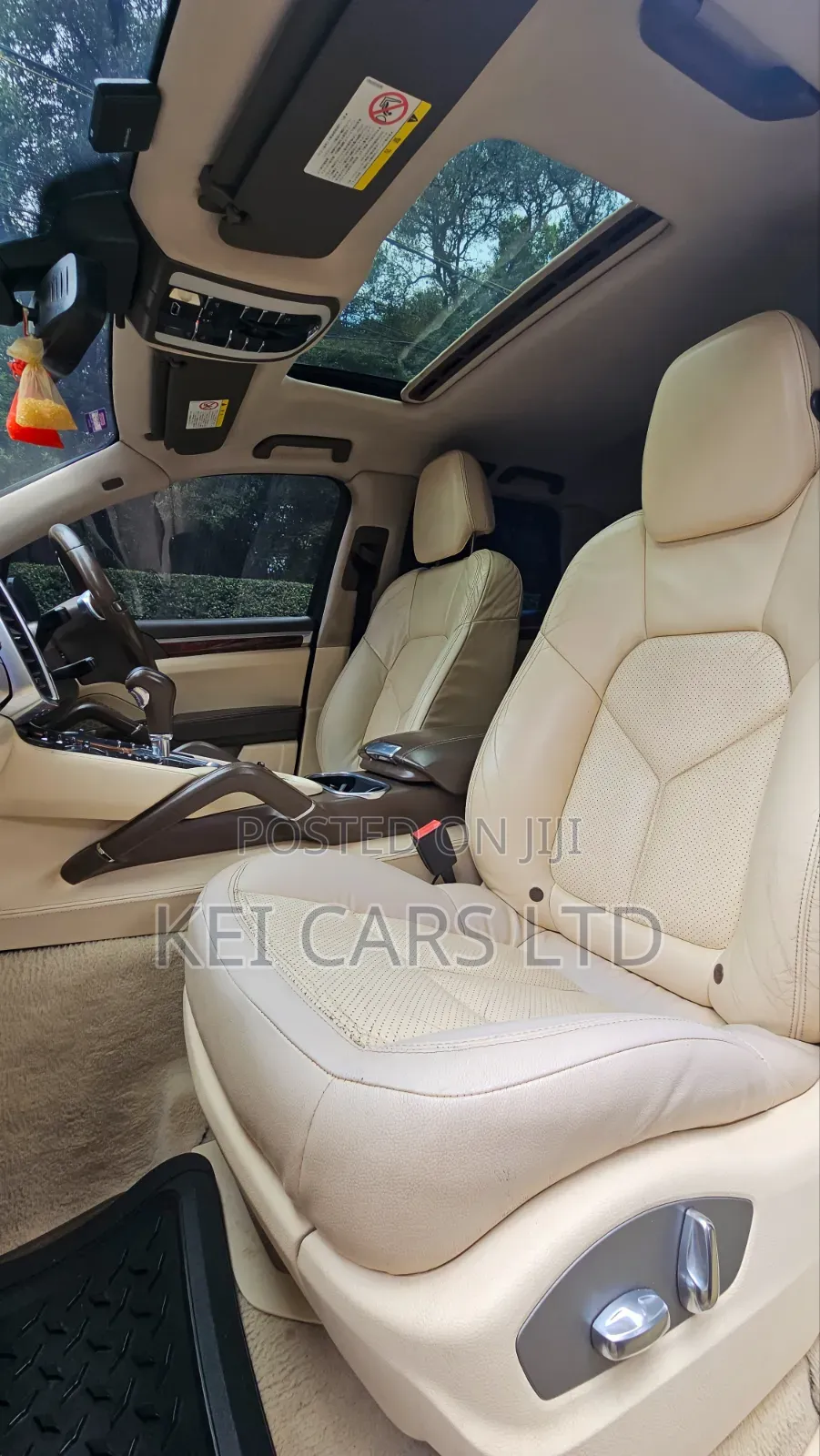 Porsche Cayenne 2011 Black