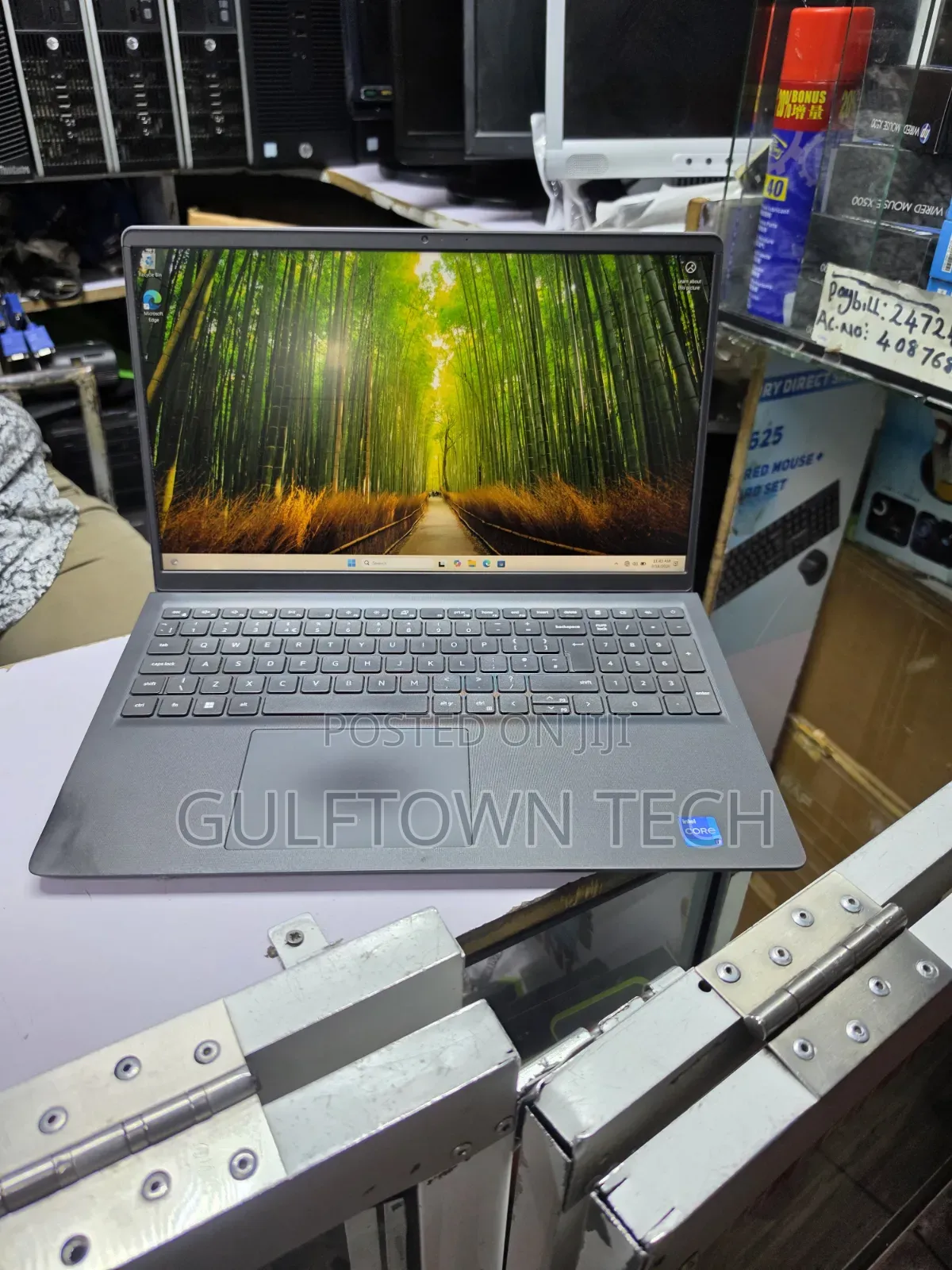 Laptop Dell Vostro 15 3510 8GB Intel Core i7 SSD 256GB