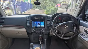 Mitsubishi Pajero 3.0 2010 Pearl