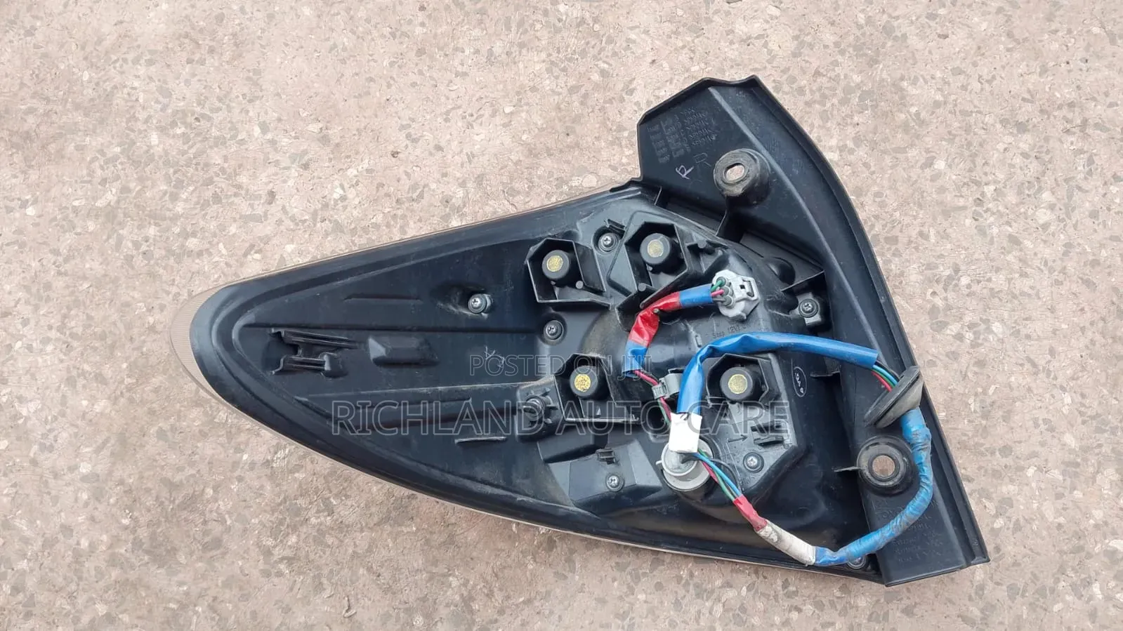 Taillamp Toyota Ractis Ncp120 2015
