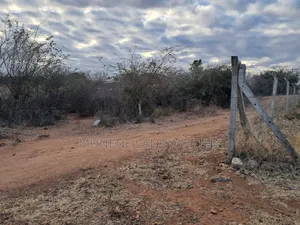 Embu Mutuobare, 2 Acres Next to the Institution