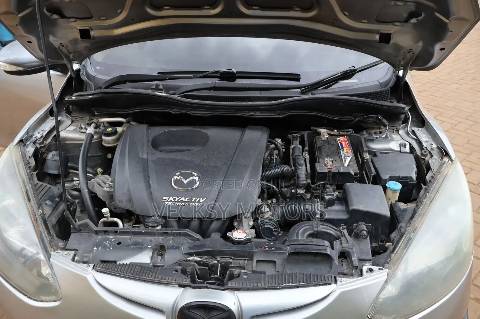 Mazda Demio 2014 Silver