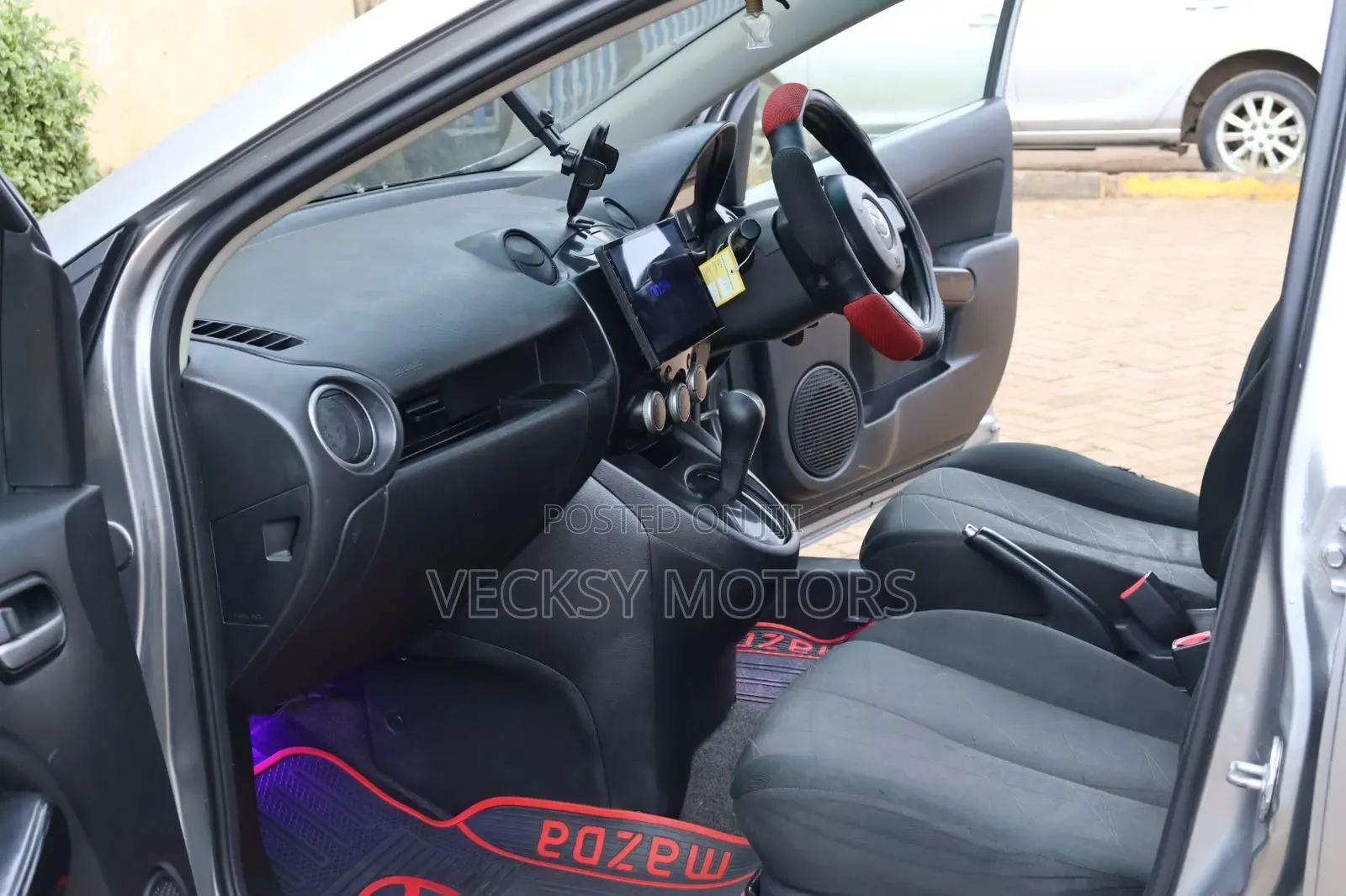 Mazda Demio 2014 Silver