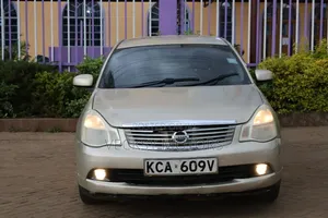 Nissan Bluebird 2007 Beige