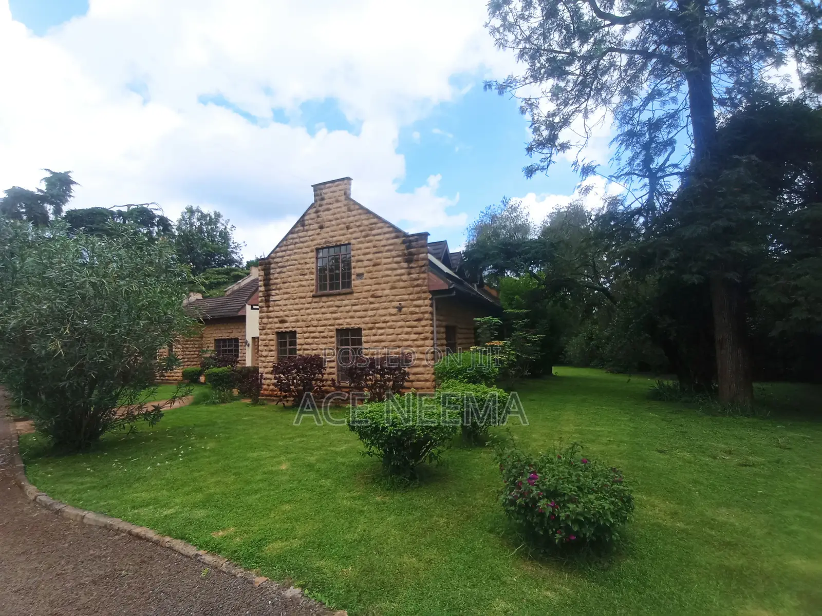 4bdrm Maisonette in Karen C for sale