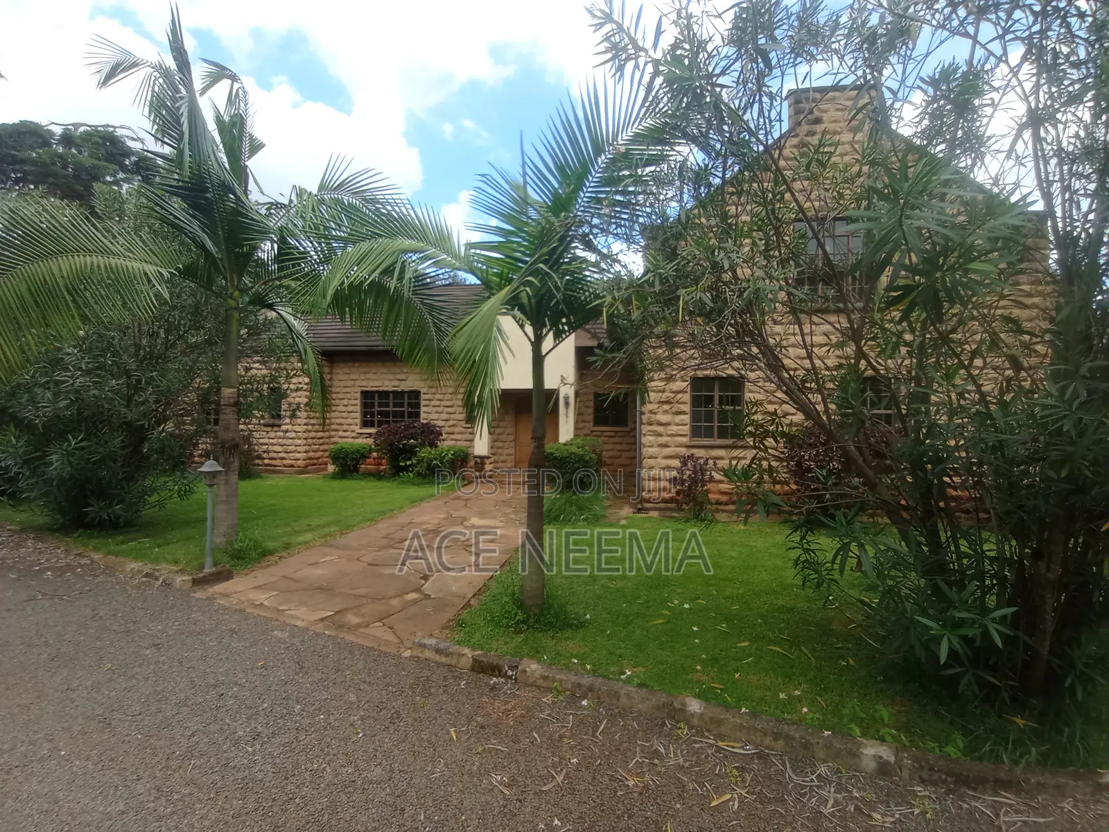 4bdrm Maisonette in Karen C for sale