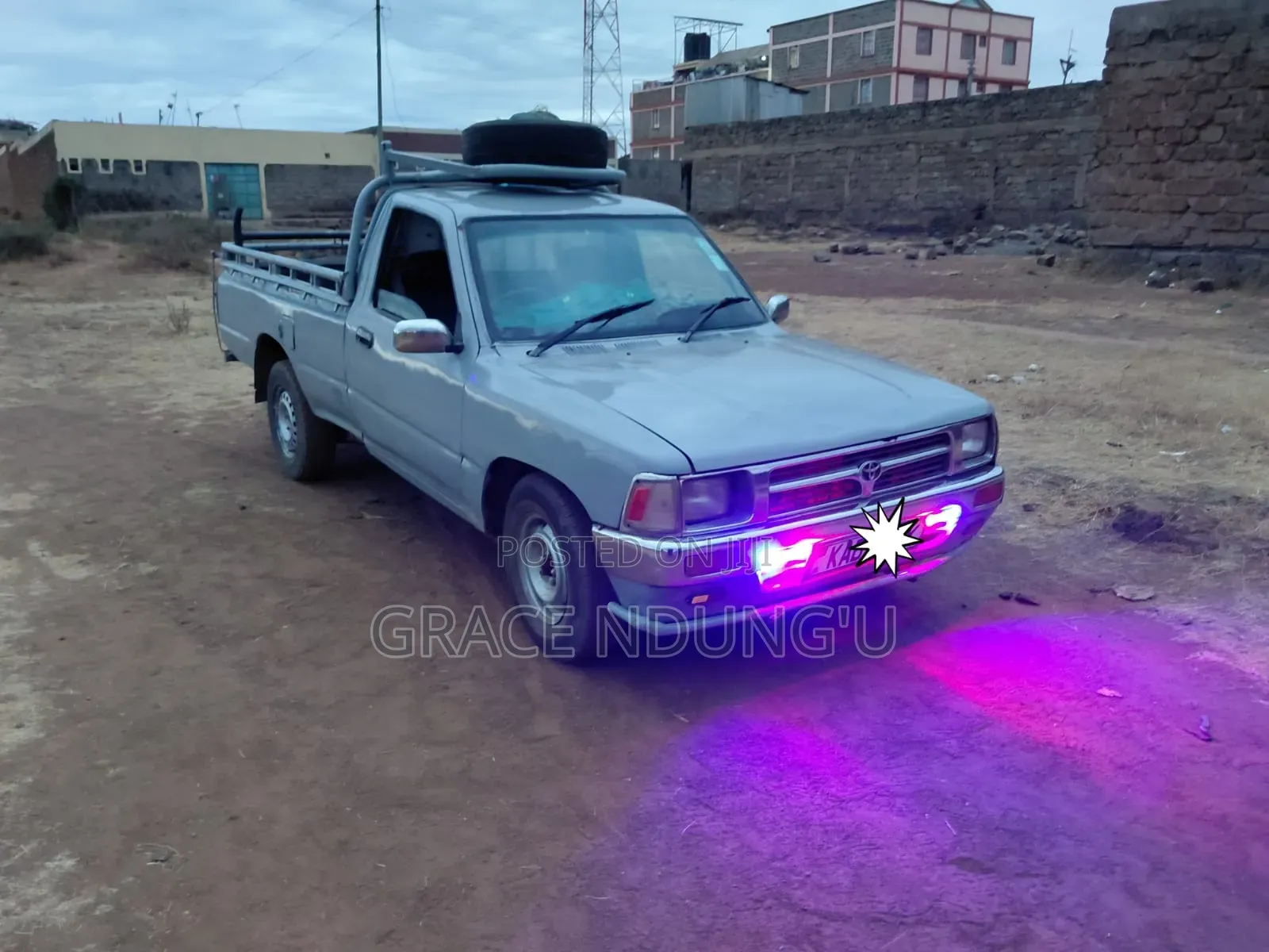 Toyota Hilux 2003 Silver