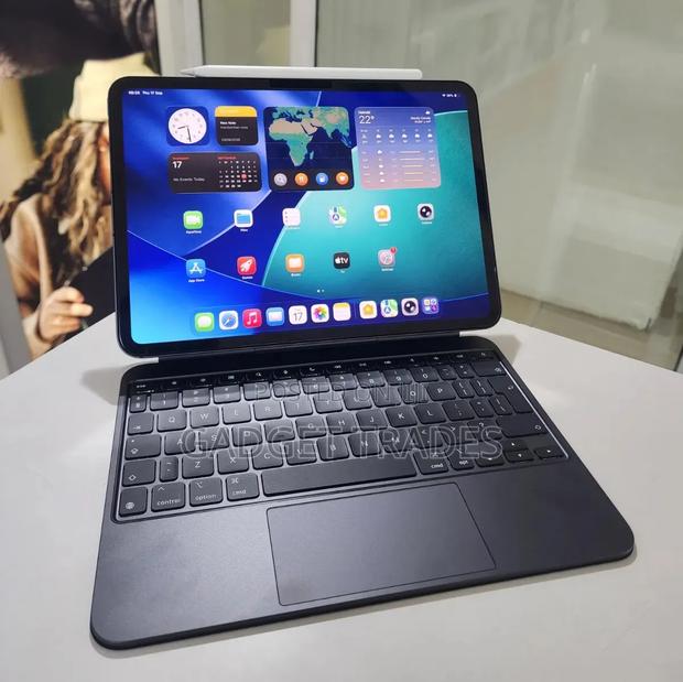 Apple iPad Pro 11 (2025) 512 GB Gray - thumbnail 2