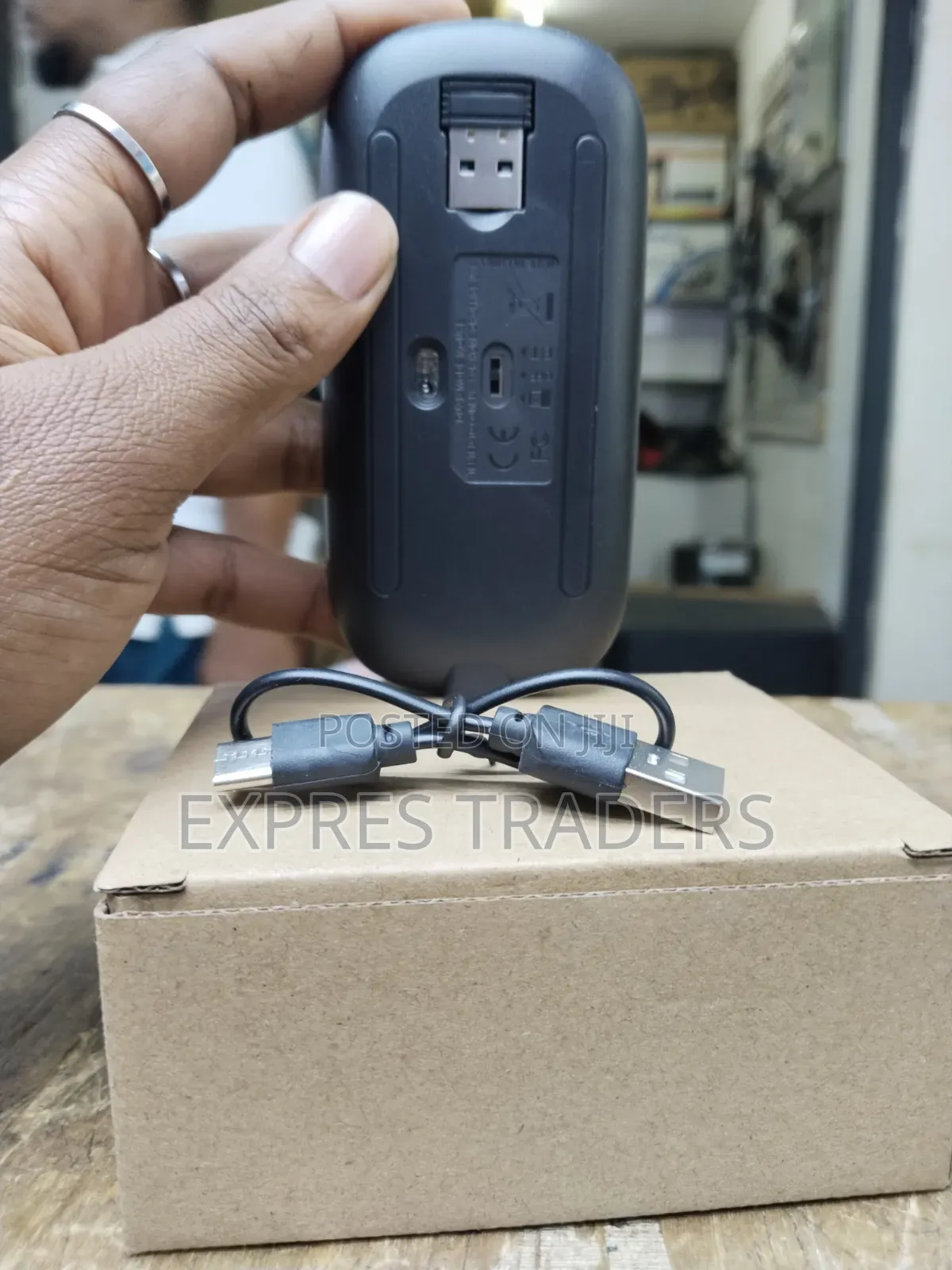Ultra Slim Wireless Mouse