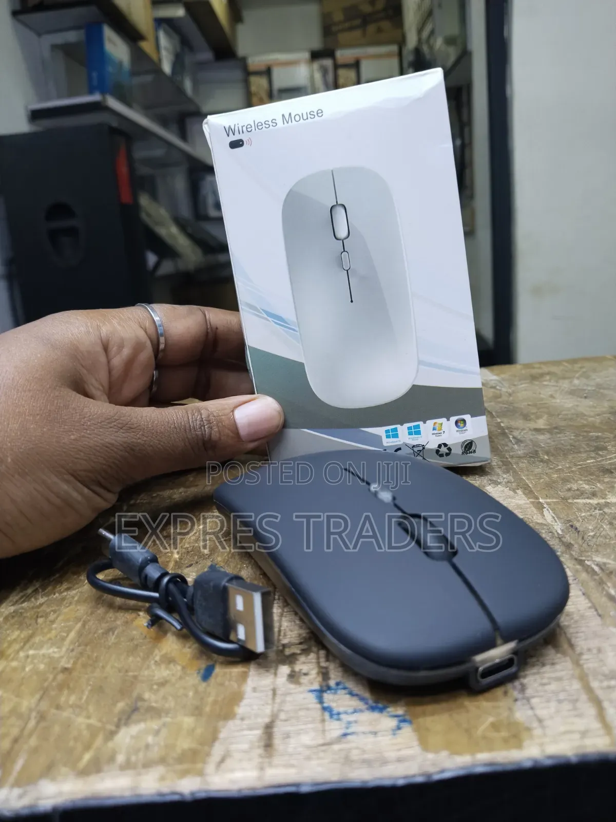 Ultra Slim Wireless Mouse
