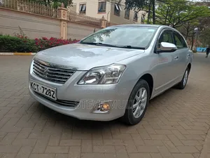 Toyota Premio 1.8 FWD 2012 Silver