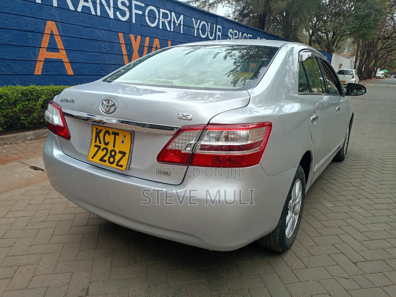 Toyota Premio 1.8 FWD 2012 Silver